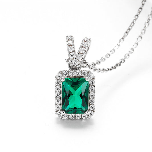 Emerald Clavicle Necklace For Women by edenista