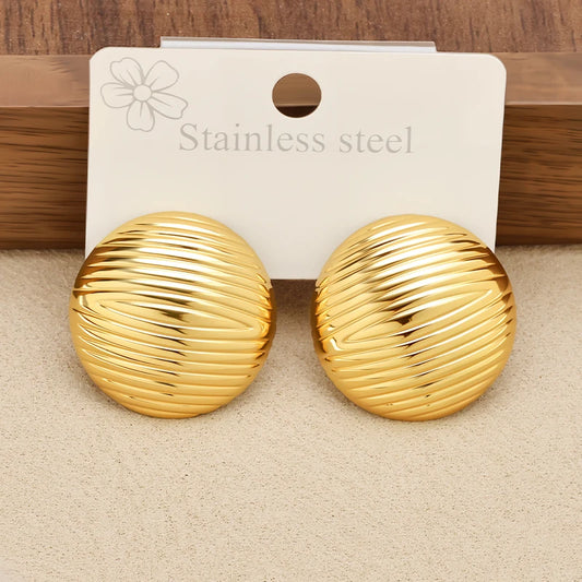Stainless Steel Gold-Plated Round Stud Earrings with Striped Texture by edenista