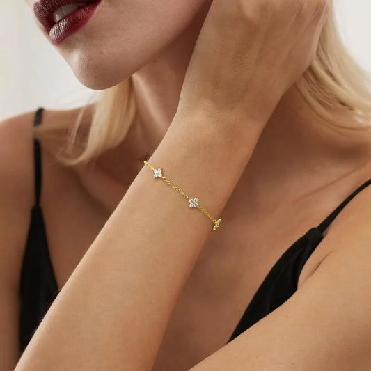 Four Leaf Flower Zircon Bracelet for Women – 925 Silver & 18K Gold