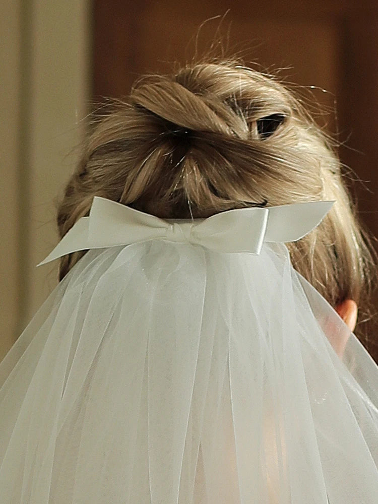 Three-Layer Curled Short Bridal Veil 85x150cm