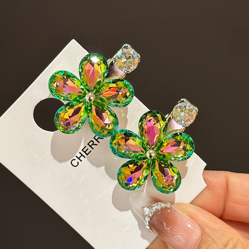 Fantasy Crystal Flowers Exquisite Side Barrettes by edenista