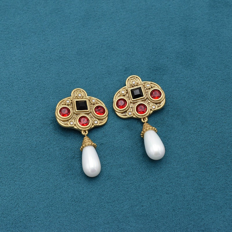 Gold-tone vintage ear studs with black square center stones, red gems and white teardrop pearl drops (pair)
