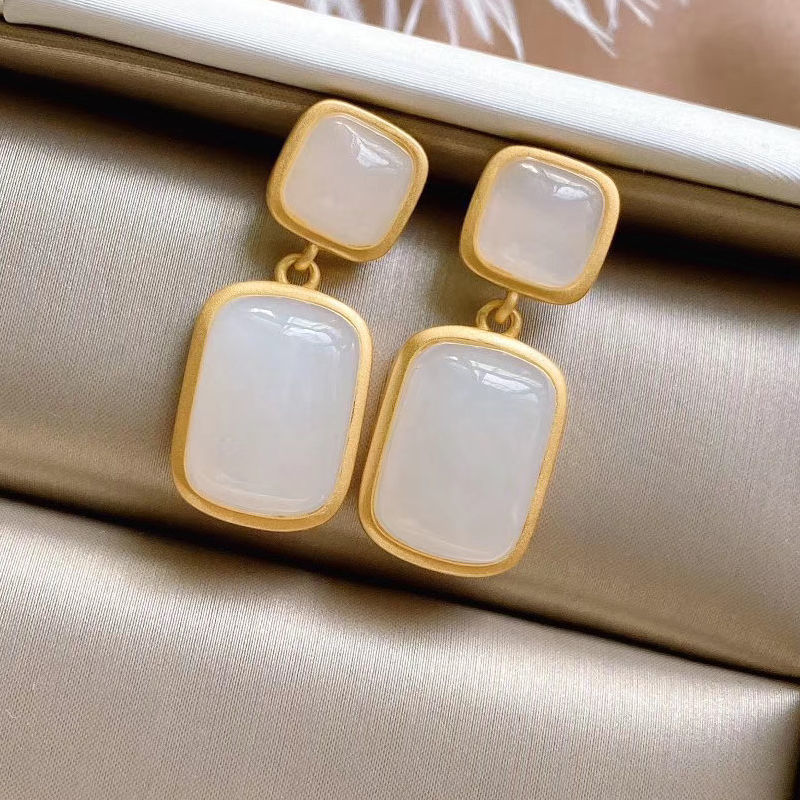 Jade Sapphire Earrings Bafeng Wild Personality Earrings Female Earrings by edenista