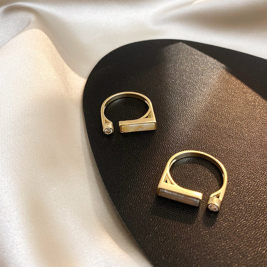 Vintage niche design zircon marble ring by edenista
