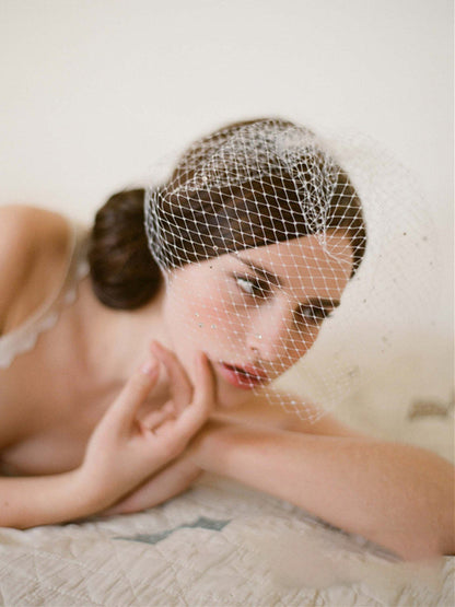 Bridal veil with rhinestone large-hole white mesh netting
