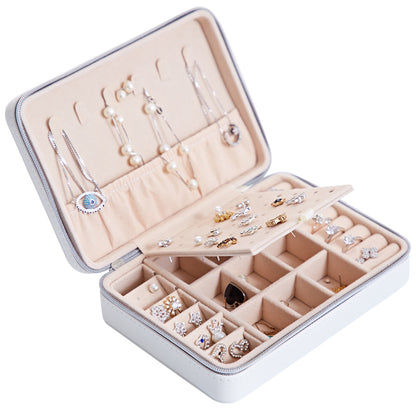 Edenista jewelry storage box with white exterior and cream interior for earrings and rings