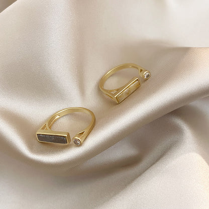 Vintage niche design zircon marble ring by edenista