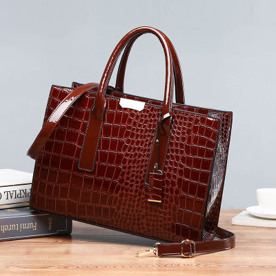 Shoulder diagonal crossbody Lightweight bag by edenista