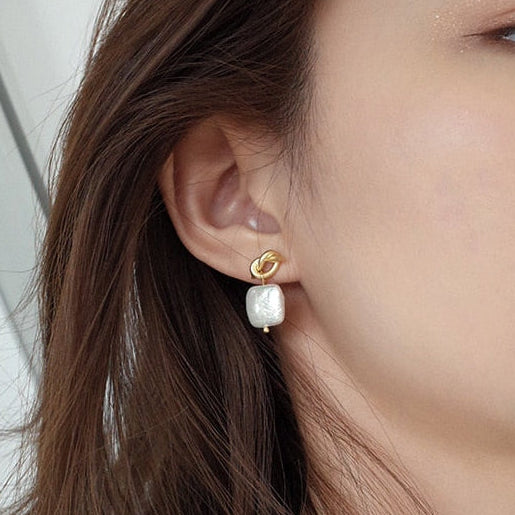 Natural pearl earrings by edenista