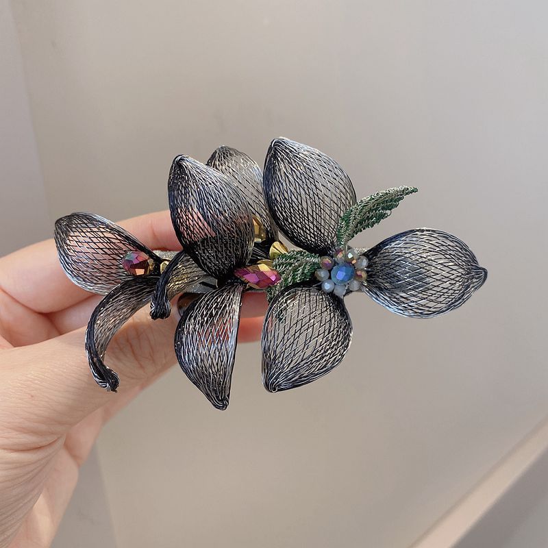 Elegant Flower-de-Luce Romantic Barrettes by edenista