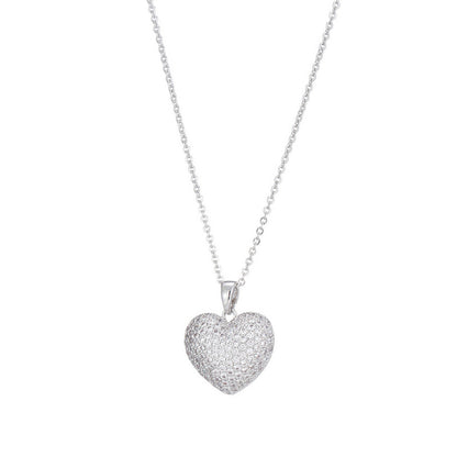 Necklaces were studded with hearts by edenista