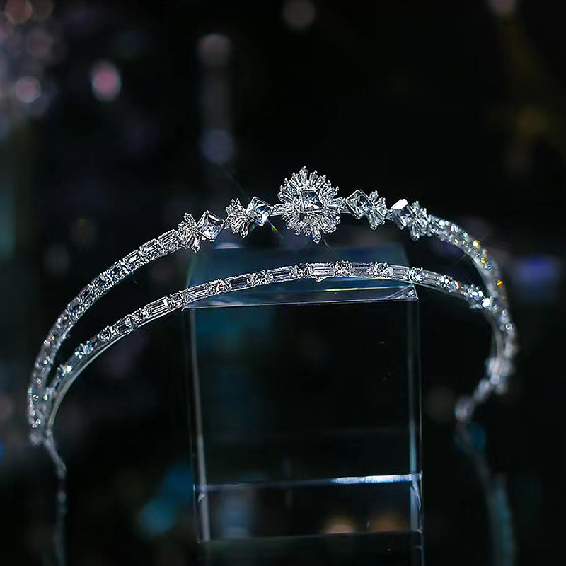 Women's Korean-style crystal crown hairband, silver-tone metal with clear stones