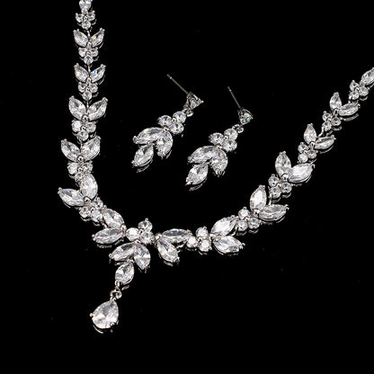 Zircon Simple Bridal Set, 3-piece necklace and drop earrings in silver-tone with clear stones