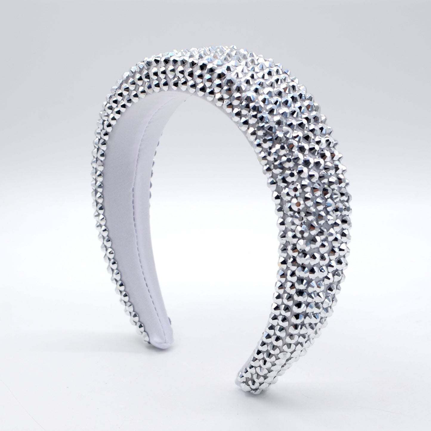 Baroque Hairband Wide Edge Diamond Hairband by edenista