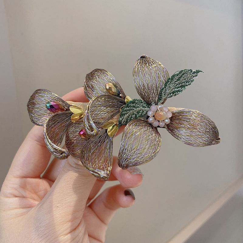 Elegant Flower-de-Luce Romantic Barrettes by edenista