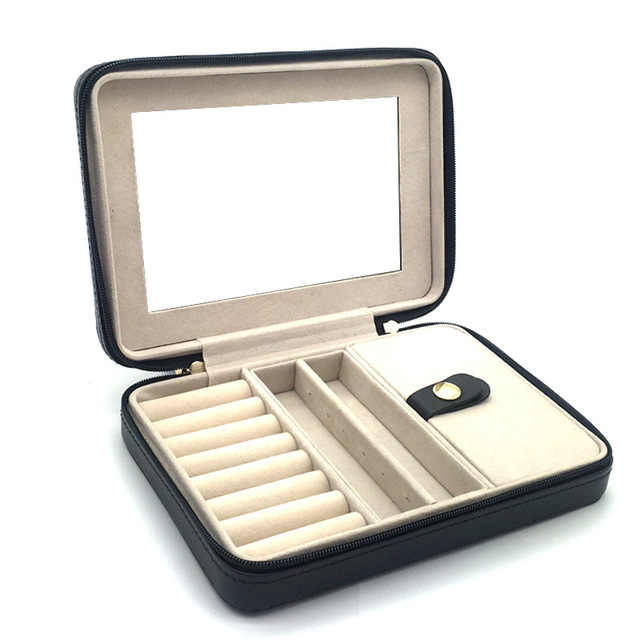 Jewelry box portable black edenista case with beige interior, ring rolls and divided compartments