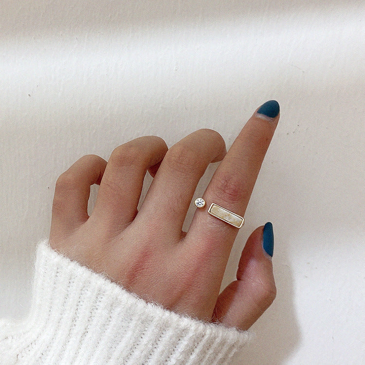 Vintage niche design zircon marble ring by edenista
