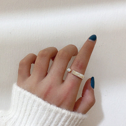 Vintage niche design zircon marble ring by edenista