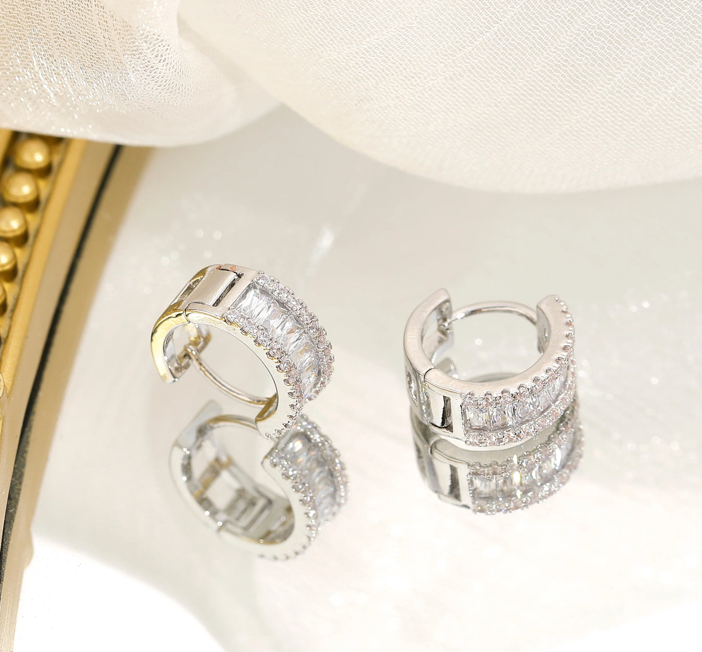 Round Micro Inlaid Zircon Clip-On Earrings – Gold Tone