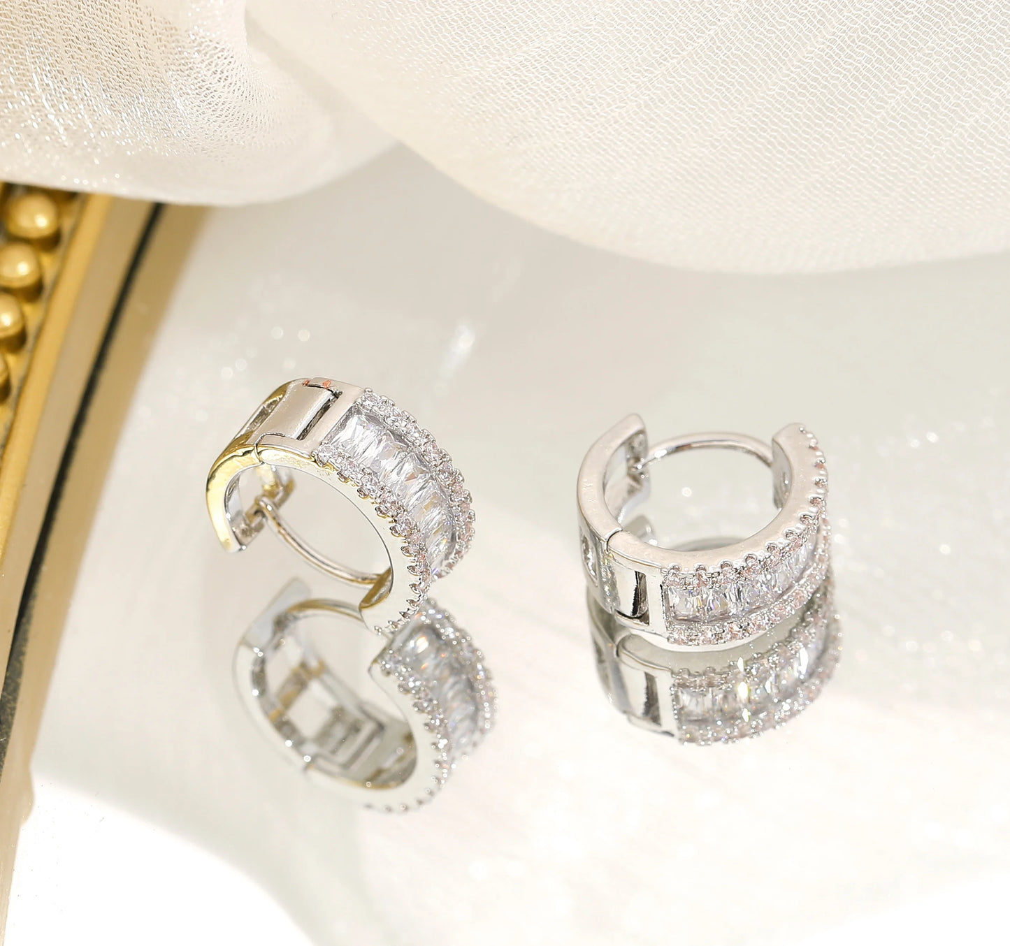 Round Micro Inlaid Zircon Clip-On Earrings – Gold Tone