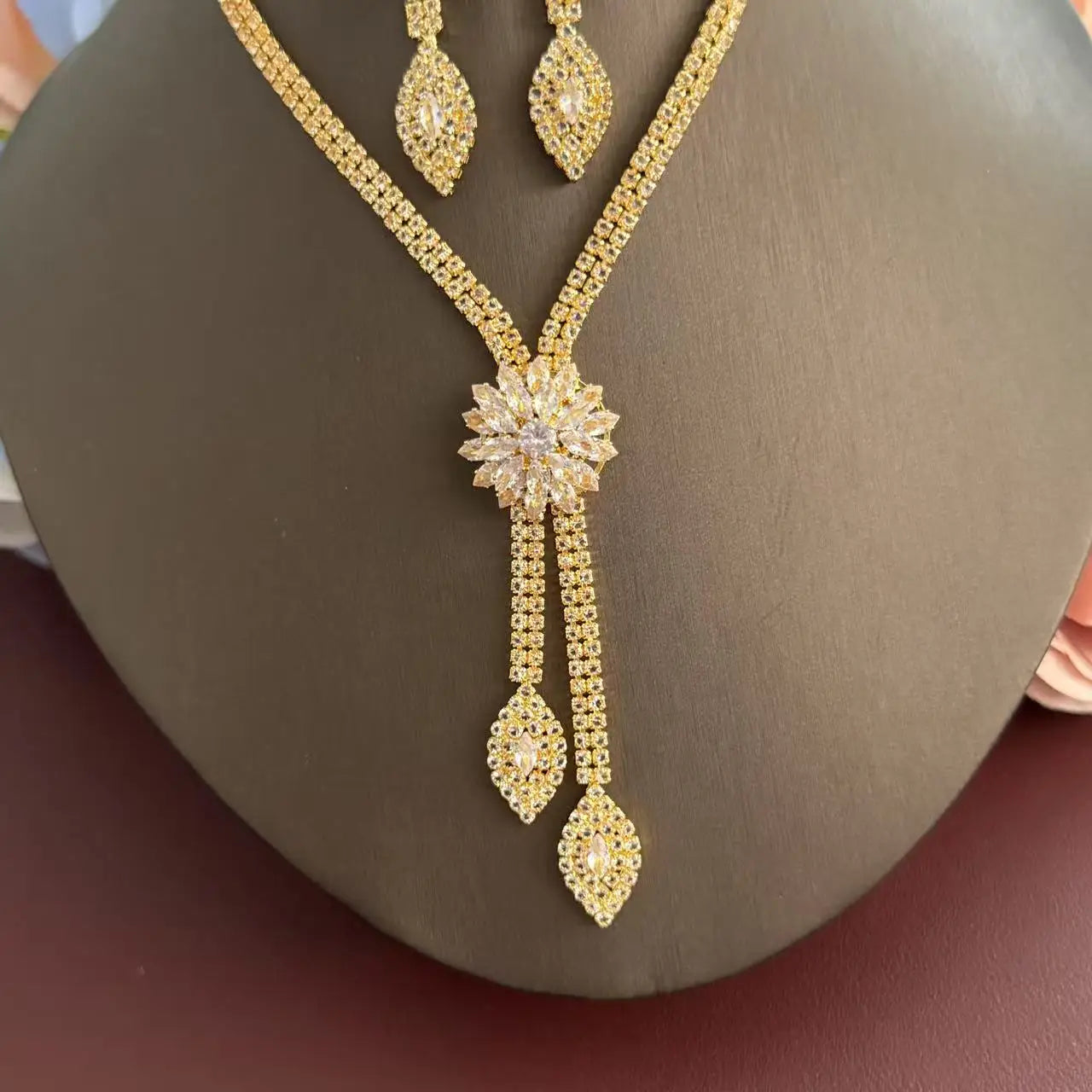 Three piece jewelry set with exquisite patterns and stunning necklaces and earrings by edenista