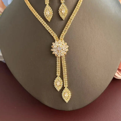 Three piece jewelry set with exquisite patterns and stunning necklaces and earrings by edenista