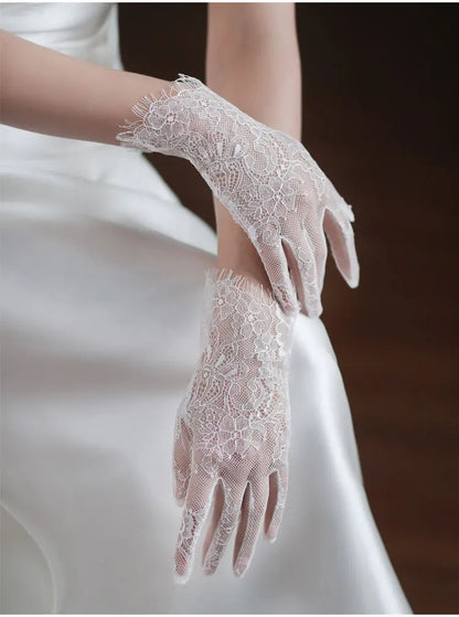 Eyelash Lace Wrist Bridal Gloves Short