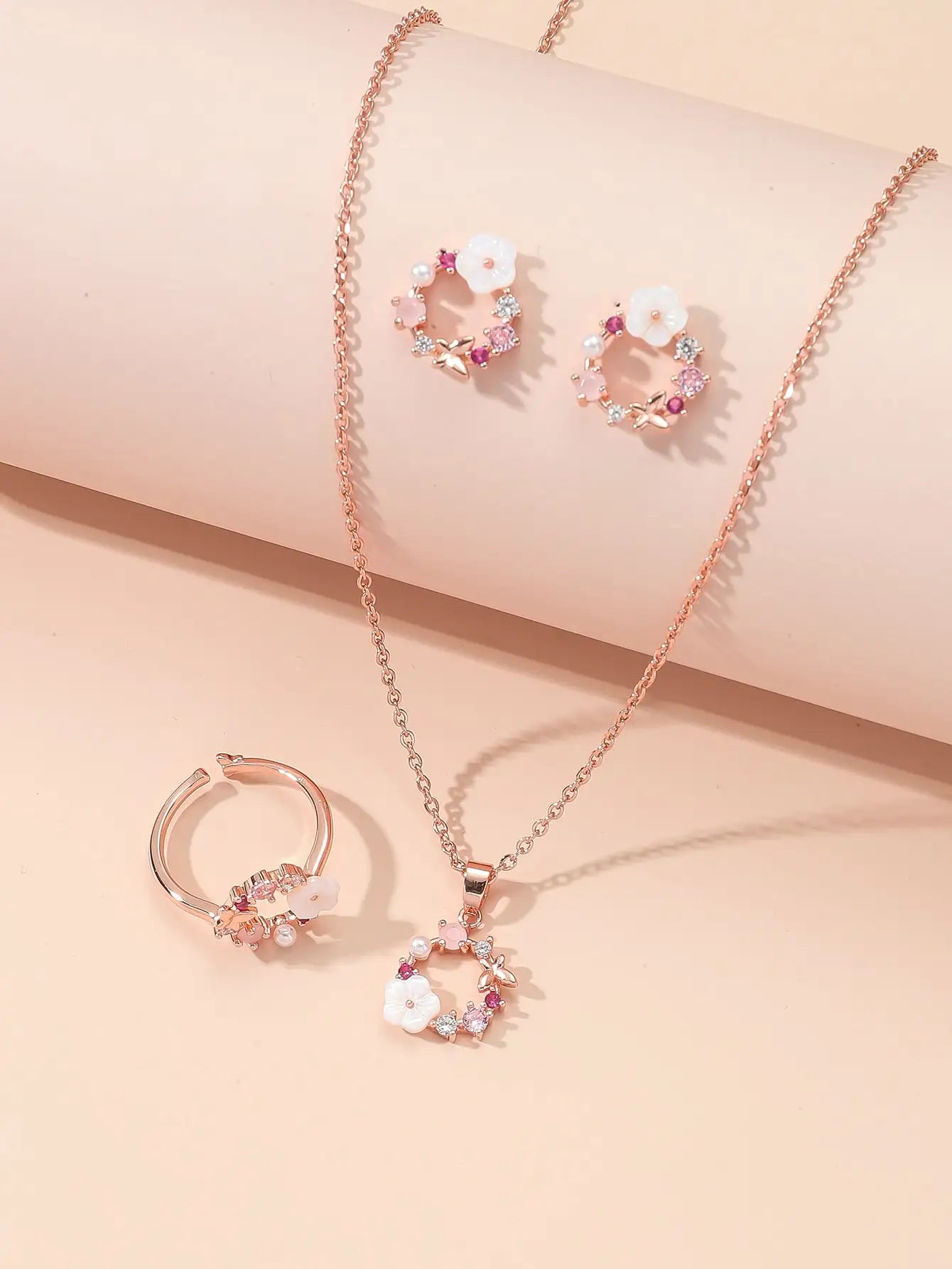 4 Pieces Rose Gold-color Lady Flower Fashion Accessories by edenista
