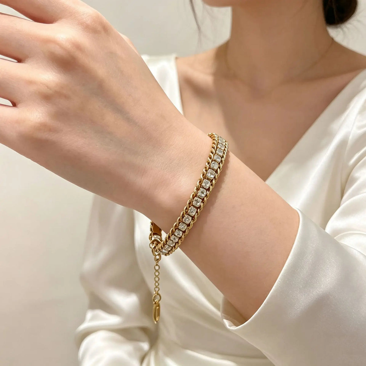 Bracelet gold-tone double-chain with pavé diamonds by Edenista, women's jewelry