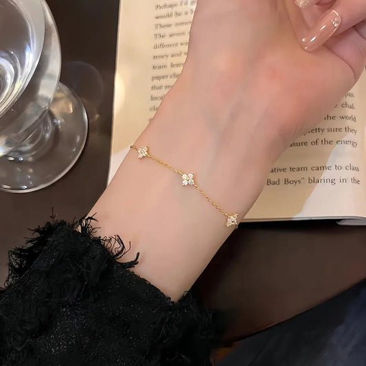 18K Gold Plated Zircon Four Leaf Collar Chain Necklace for Women