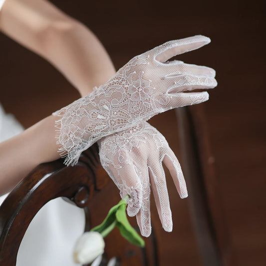 Eyelash Lace Wrist Bridal Gloves Short