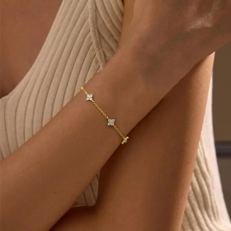Four Leaf Flower Zircon Bracelet for Women – 925 Silver & 18K Gold