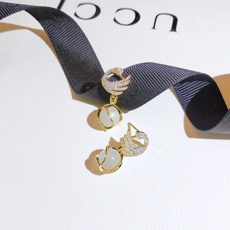 Swan Eye Stone Stud Earrings for Women – Fashion