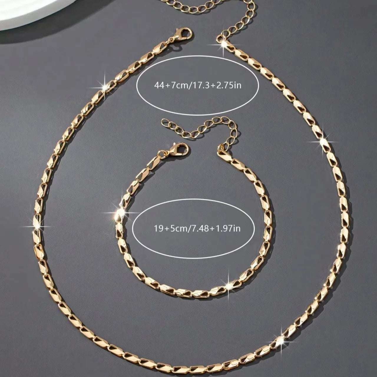 A Set of Sexy and Luxurious Women's Necklace and Bracelet by edenista