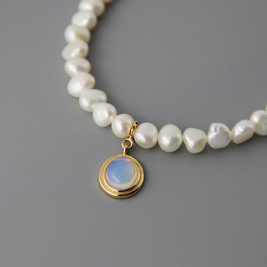 Round Medal Pearl Necklace Irregular Pearl by edenista