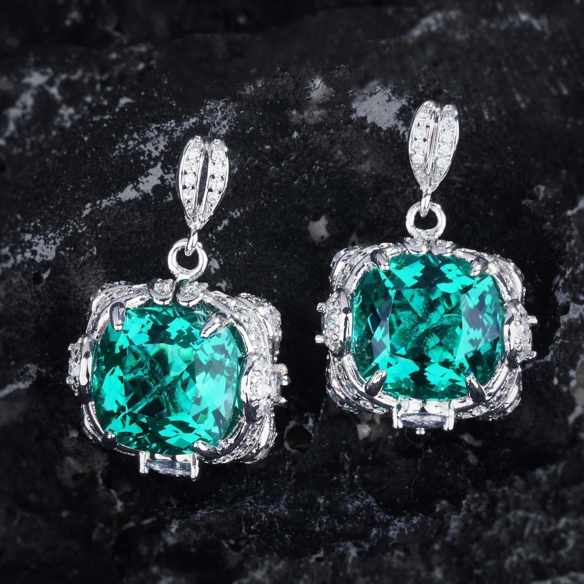 Women's Creative All-Match Ring Necklace And Earrings Suite with emerald-cut green stones and diamond accents