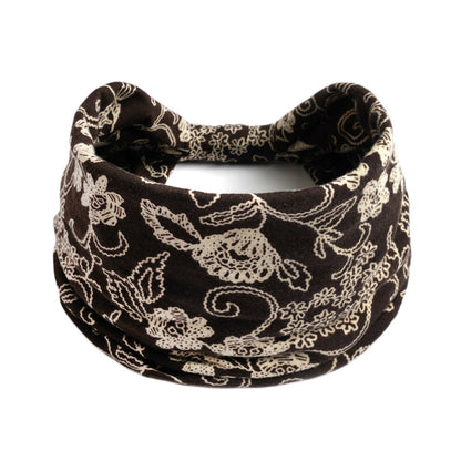 Yoga headband, black with cream bohemian paisley print