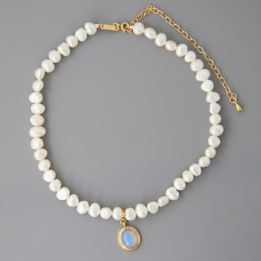 Round Medal Pearl Necklace Irregular Pearl by edenista